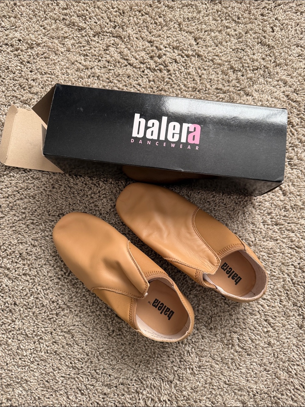 balera Tan Slip-On Jazz Dance Shoes, size 8AM